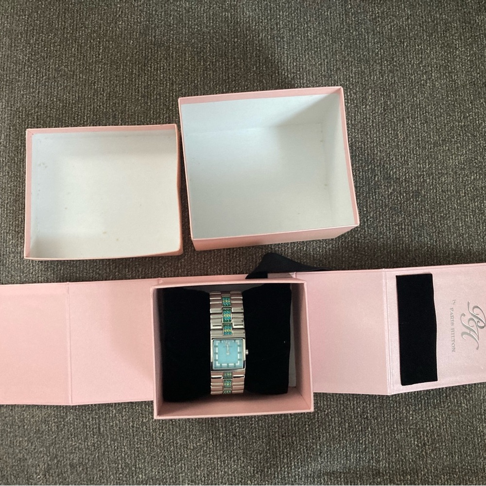 Paris Hilton Silver Watch with aqua face - Picture 12 of 12